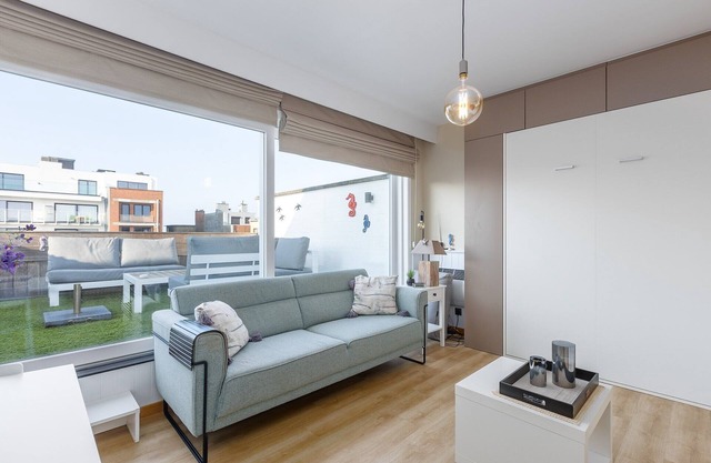 Renovated studio with roof terrace near the sea.