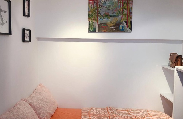 RENOVATED TUNG STREET STUDIO, SHEUNG WAN