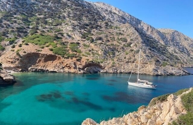 RENT LUXURY Sailingboat to SARONIC, CYCLADES & DODECANESE, with skipper & CHEF