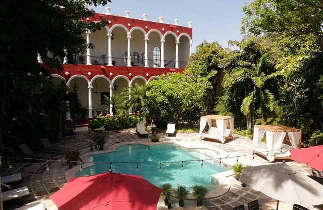 Rent the full Mansion Villa Merida