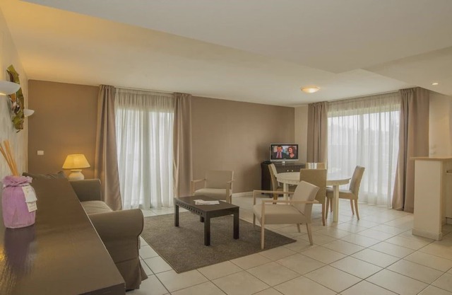 Reserve your apartment in a **** hotel> Apartment 21