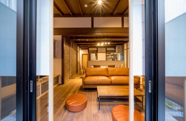 RESI STAY Villa Silktree