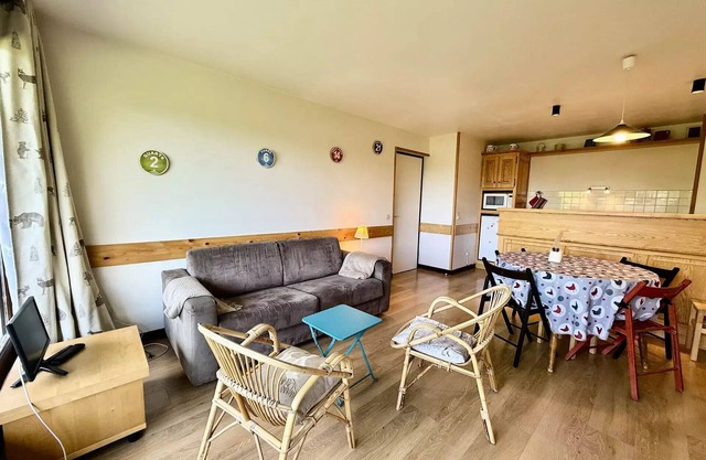 Residence Les Mousquetaires - Ideal location at the foot of the slopes and close to shops