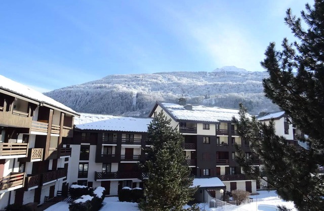 Residence Glieres - Studio 3 people in Bourg Saint Maurice in a residence with swimming pool and close to the funicular