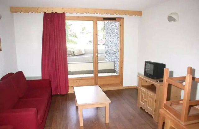 Residence L'Ecrin des Neiges * - 2 Room Apartment Cabin 6 People