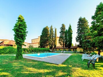 Residence la Poggerina (Apt. 16), at the gates of the Chianti region