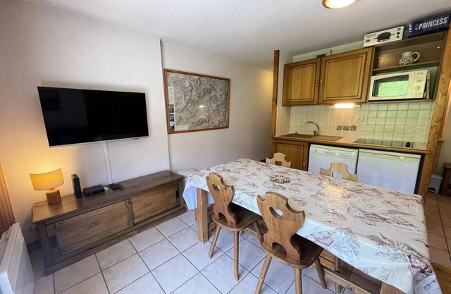 Residence Le Schuss 1 - Large south terrace at the foot of the slopes of Espace Diamant