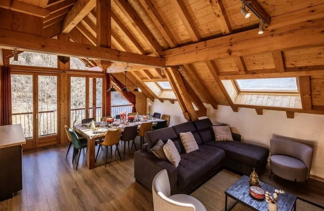 Residence Les Fermes Du Planet - Chalet 12 persons 5* exposed South-East