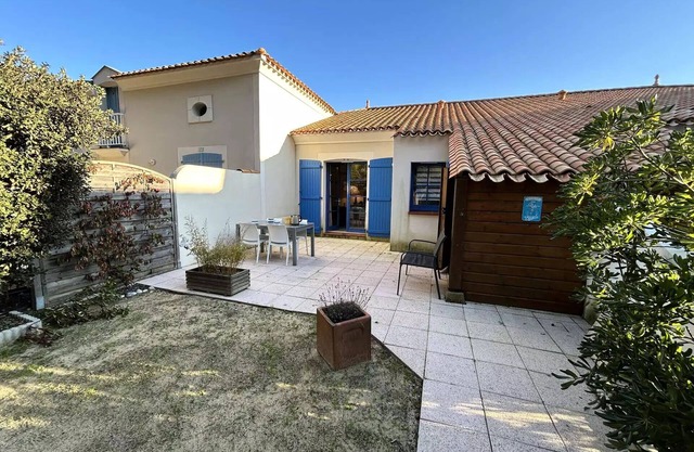 Residence Mas De St Hilaire - Houses & Villas for 5 People
