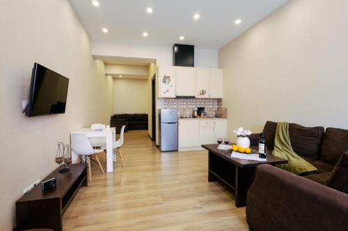 Residence North Avenue, Teryan 8. 14 2