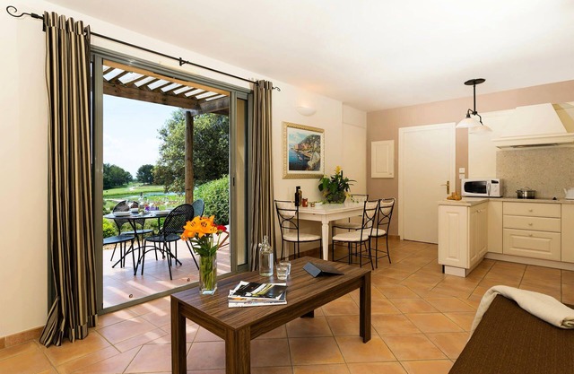 Residence Provence Country Club **** - 3 Rooms Apartment - 7 People