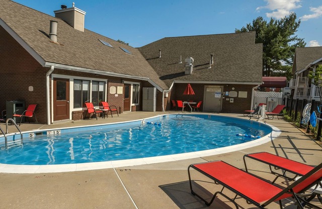 Residences at Daniel Webster