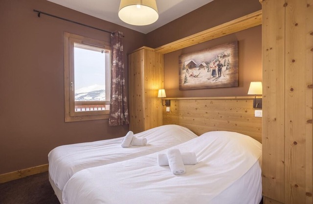 Resort center, fitness, swimming pool, sauna, hammam, tv, ski locker, 46m², Sainte Foy Tarentaise