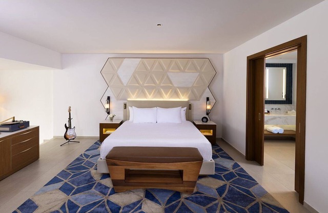 Resort Rock Suite 2 BR, Hard Rock Hotel Punta Cana, For Casino Players