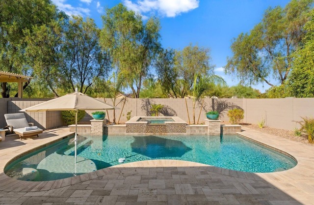 Resort-Style Backyard w/Pool & Hot Tub - Luxury Escape