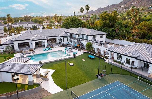 Resort-Style Villa | Pool Pickleball Golf Relaxation