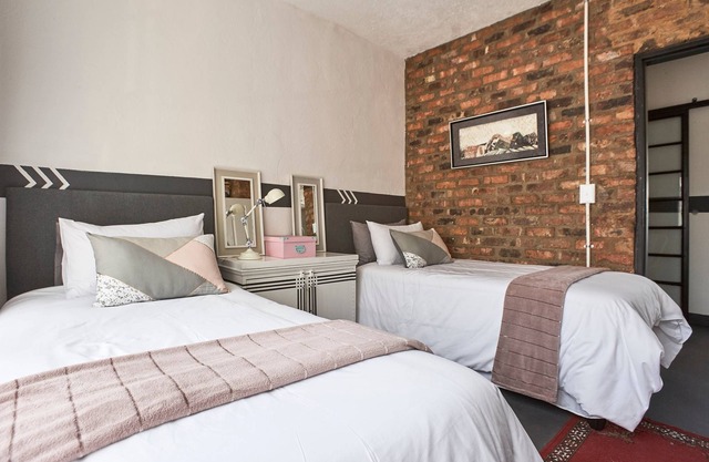 Retro-vintage New Yorker Apartment in Centurion