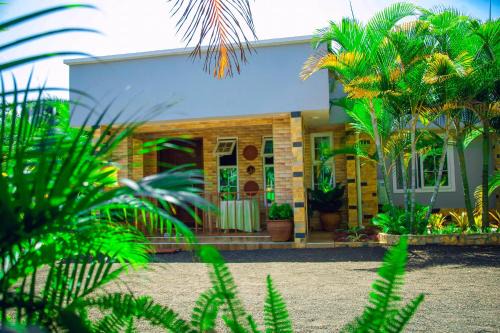 Rhovee Homes