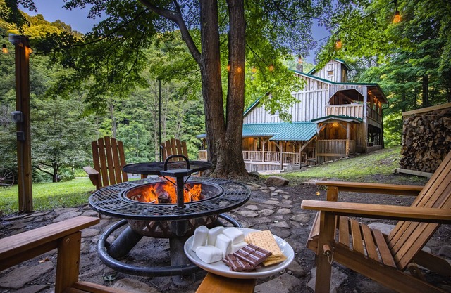 Rich Creek Wilderness Cabin Retreat · Off-Grid Family Haven