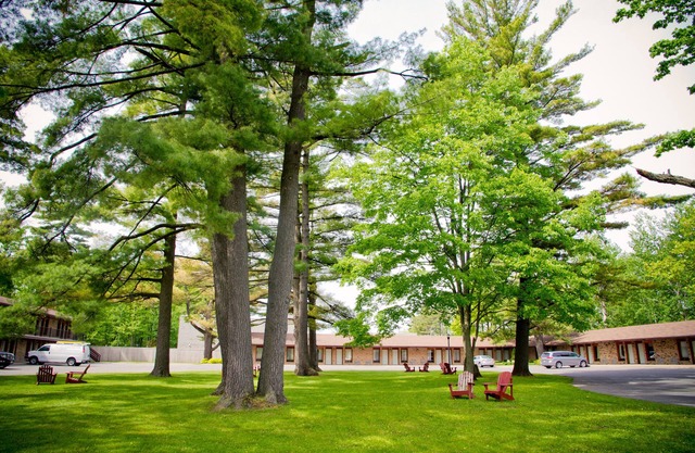 Rideau Heights Inn