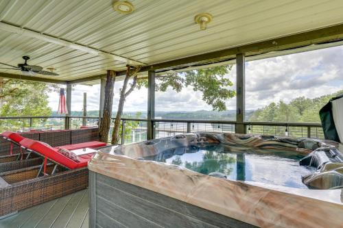 River-View Somerset Home Large Deck, Fire Pit!