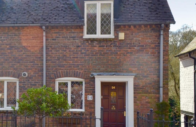 Riverbank Cottage
