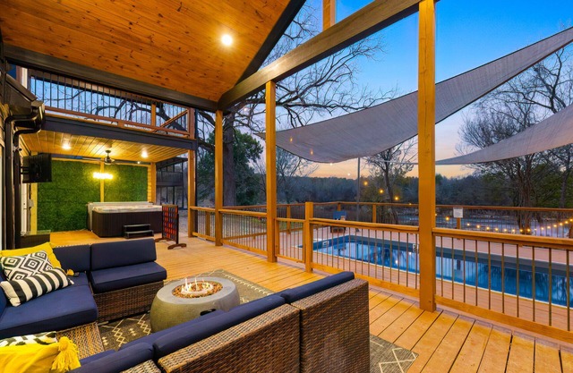 Riverfront Escape | Heated Pool, Slide, Kayaks & Fishing!