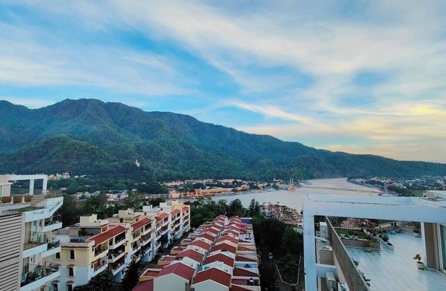 Riverscape Luxury Penthouse by iTvara
