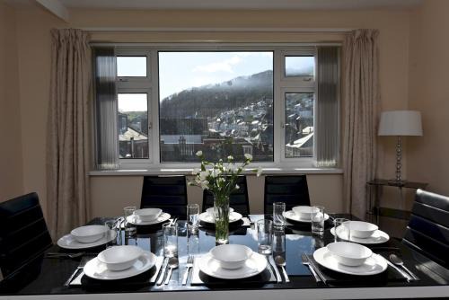 Riverside 9