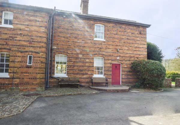 Riverside, Craven Arms