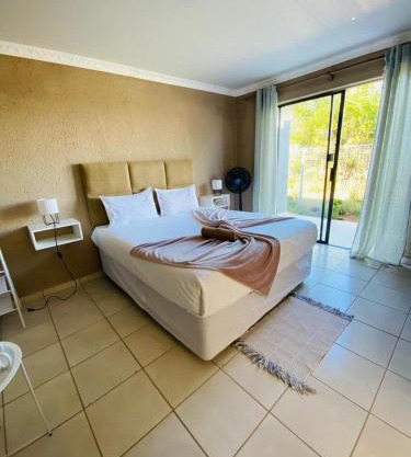 Riverview Pool Resort and Lodge