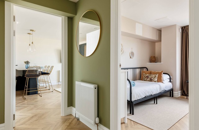 Rockpools - an apartment that sleeps 4 guests in 2 bedrooms