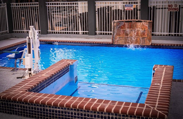 Rodeway Inn & Suites Corpus Christi Northwest