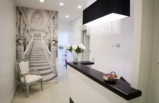 Roman Holidays Boutique Hotel