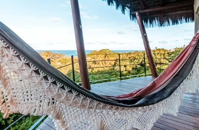Romantic Escape for 2 with Ocean View + Jacuzzi