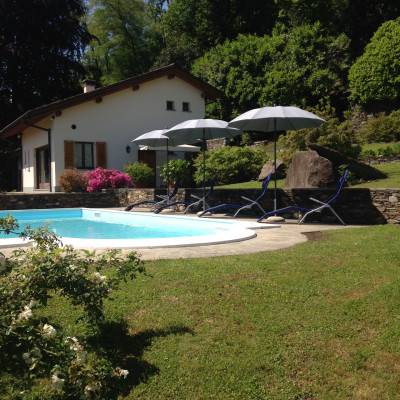 Romantic Nido with shared pool