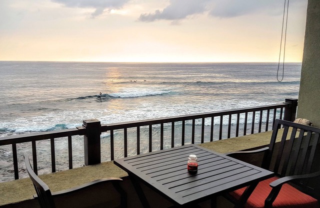 Romantic Penthouse Oceanfront Condo with AC and Fabulous Views