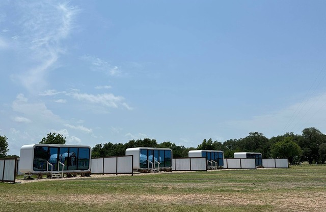 Romantic Tiny House in Flatonia - Musk's House