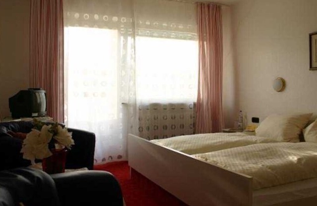 Room 1 - Hotel Café Talblick