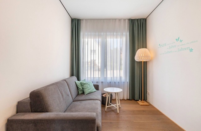 Room '3' with Shared Terrace and Wi-Fi