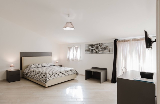 Room 'Camera 1' with Balcony, Wi-Fi and Air Conditioning