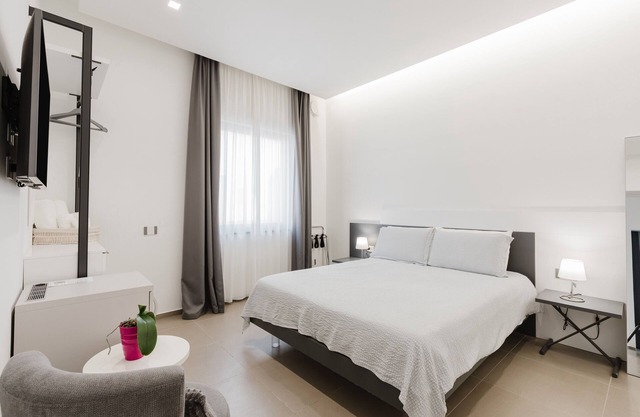 Room 'Casa Umeli Giarraffa' with Shared Terrace, Wi-Fi and Air Conditioning