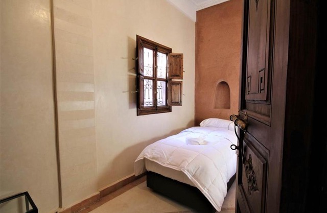 Room in Guest room - Riad Ralhaya, calm and voluptuous luxury in the heart of Marrakech - 7