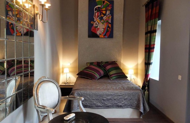Room in Guest room - Riad Ralhaya, calm and voluptuous luxury in the heart of Marrakech - 5