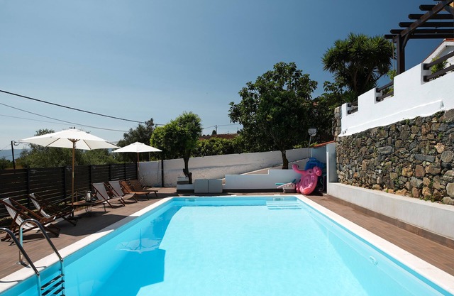 Room 'Quartinho Do Chafariz' with Mountain View, Wi-Fi and Air Conditioning