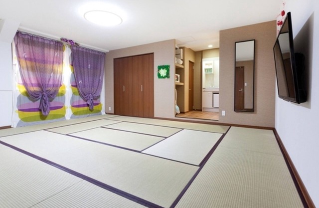 Room without meals plan 1 room for 8 people/Shinjuku ward Tokyo