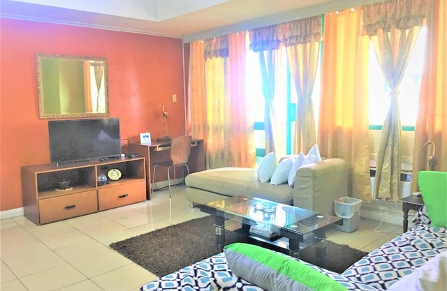 Rosa's Cozy Home 1 BEDROOMS Robinsons Place Residences Manila