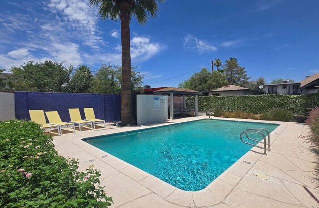 Rose 4 Plex | Sleeps 20 | PHX