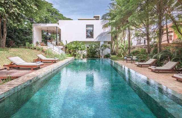 Rose Apple Residences - Modern Luxurious 5 Bedrooms Villa