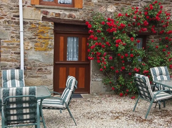 Rose Gite Le Cosquer St Connec